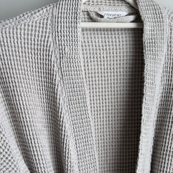 Coyuchi Textured Waffle Knit Garment in Light Gray - Picture 3 of 5